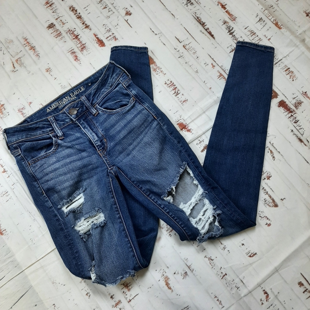 American Eagle distressed jegging jeans